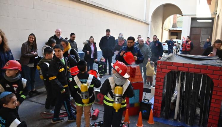 Bomberos por un día