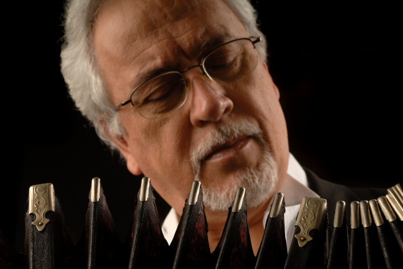 Musico Walter Rios con bandoneon
