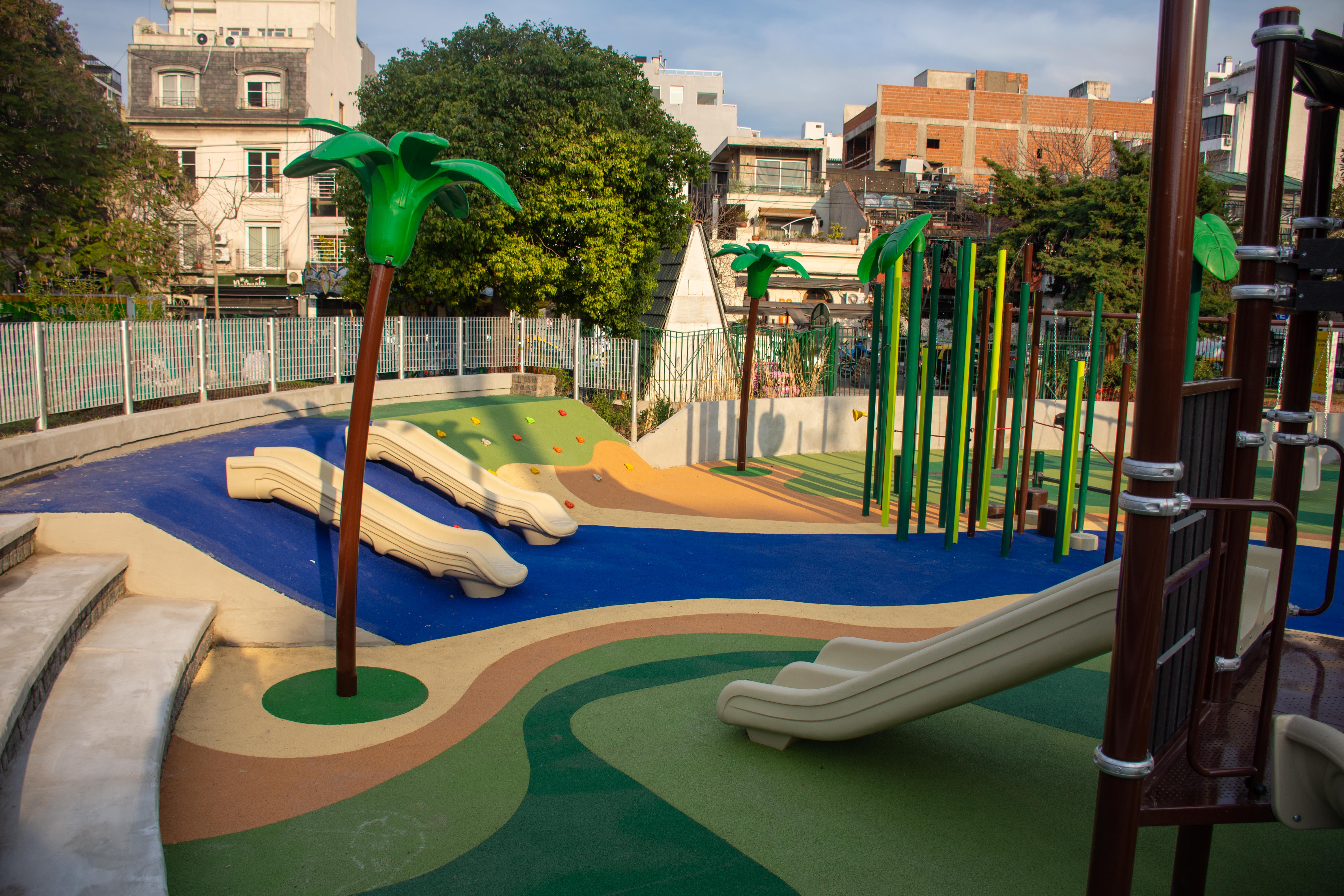 Patio de juegos en Plaza Inmigrantes de Armenia