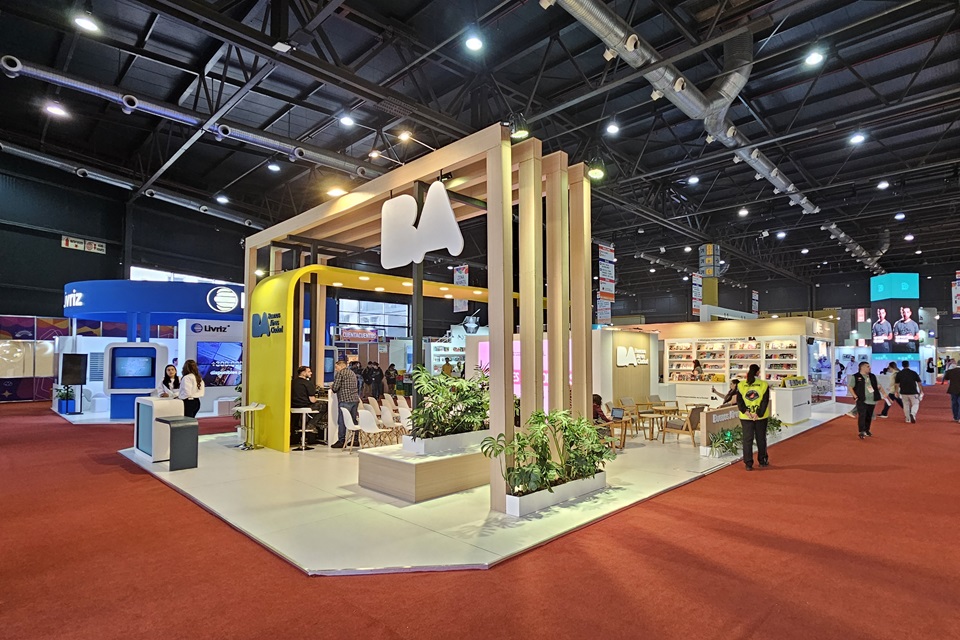 Stand de la Ciudad en la Feria del Libro