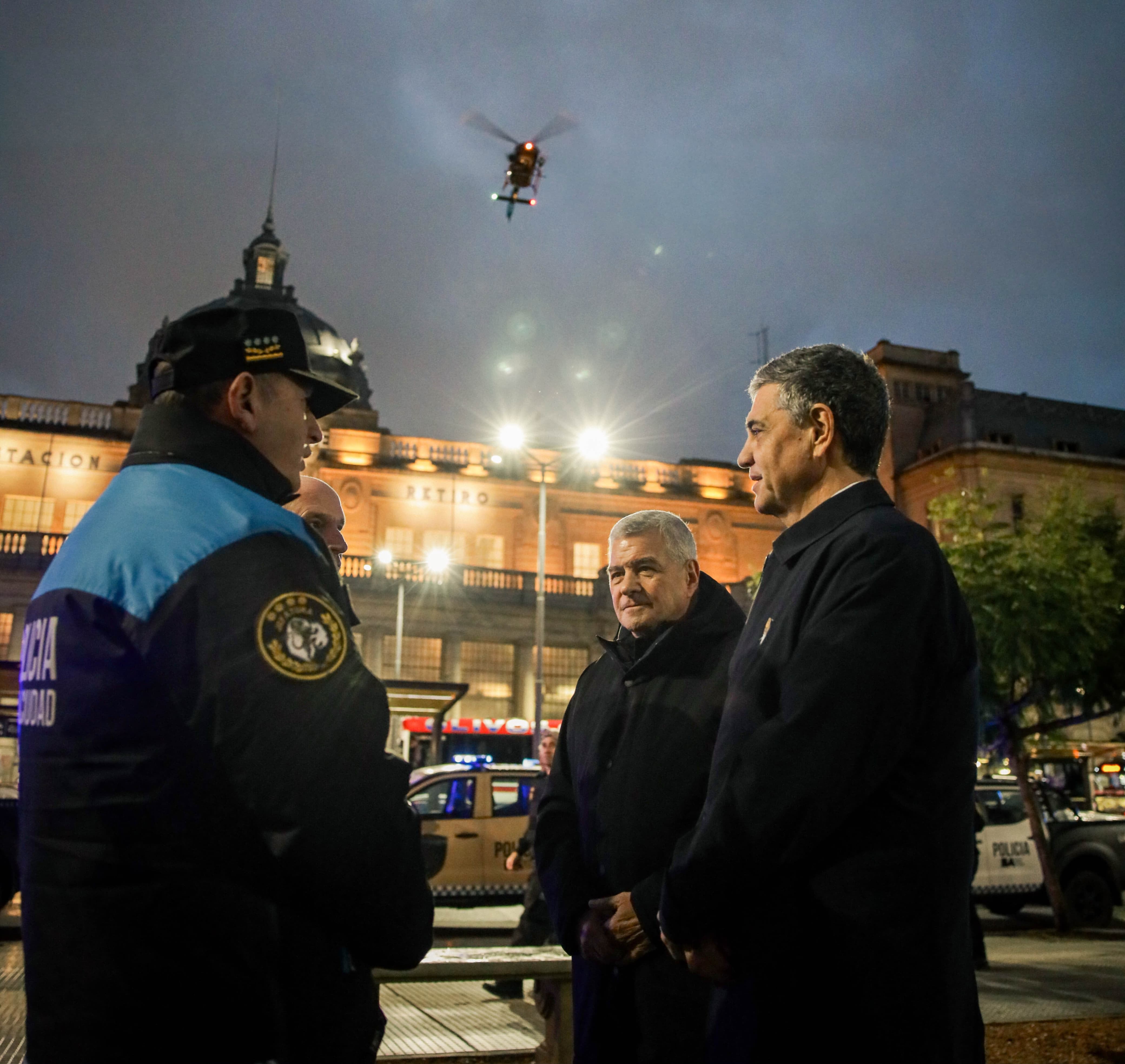 Megaoperativo con 1.100 policías en los grandes centros de trasbordo y en las entradas y salidas de la Ciudad 
