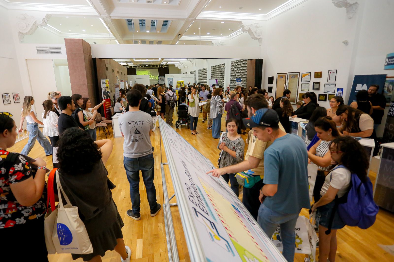 Expo Empleo Barrial: una oportunidad para las personas con discapacidad. (Foto GCBA)