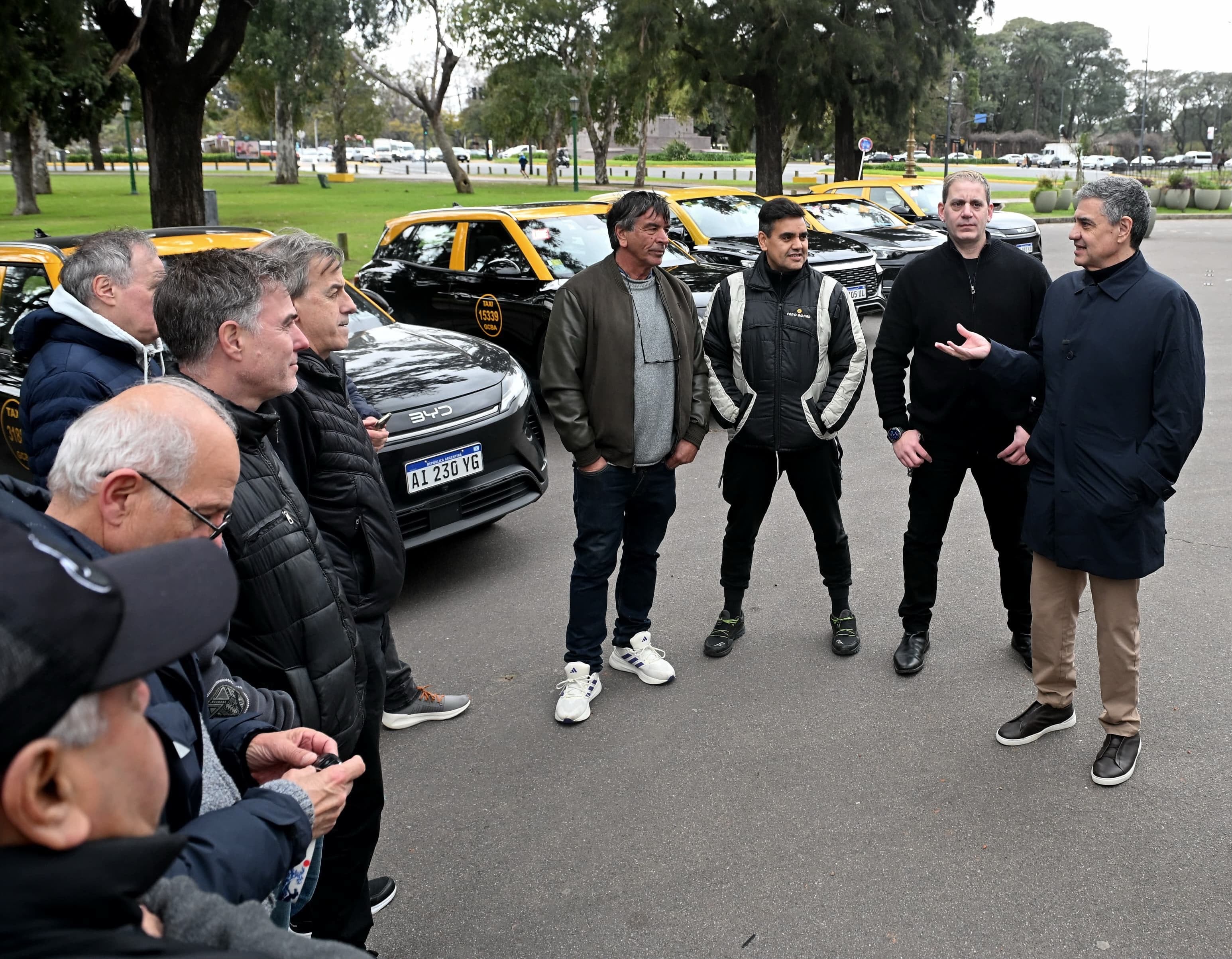 Ya hay 12 taxis eléctricos circulando en las calles porteñas. Foto: GCBA.