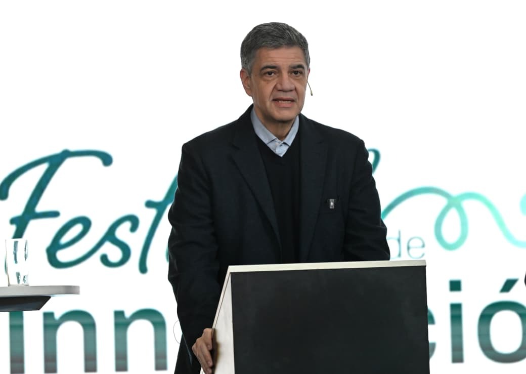 Más de 1.200 docentes en un encuentro para transformar la educación en la Ciudad