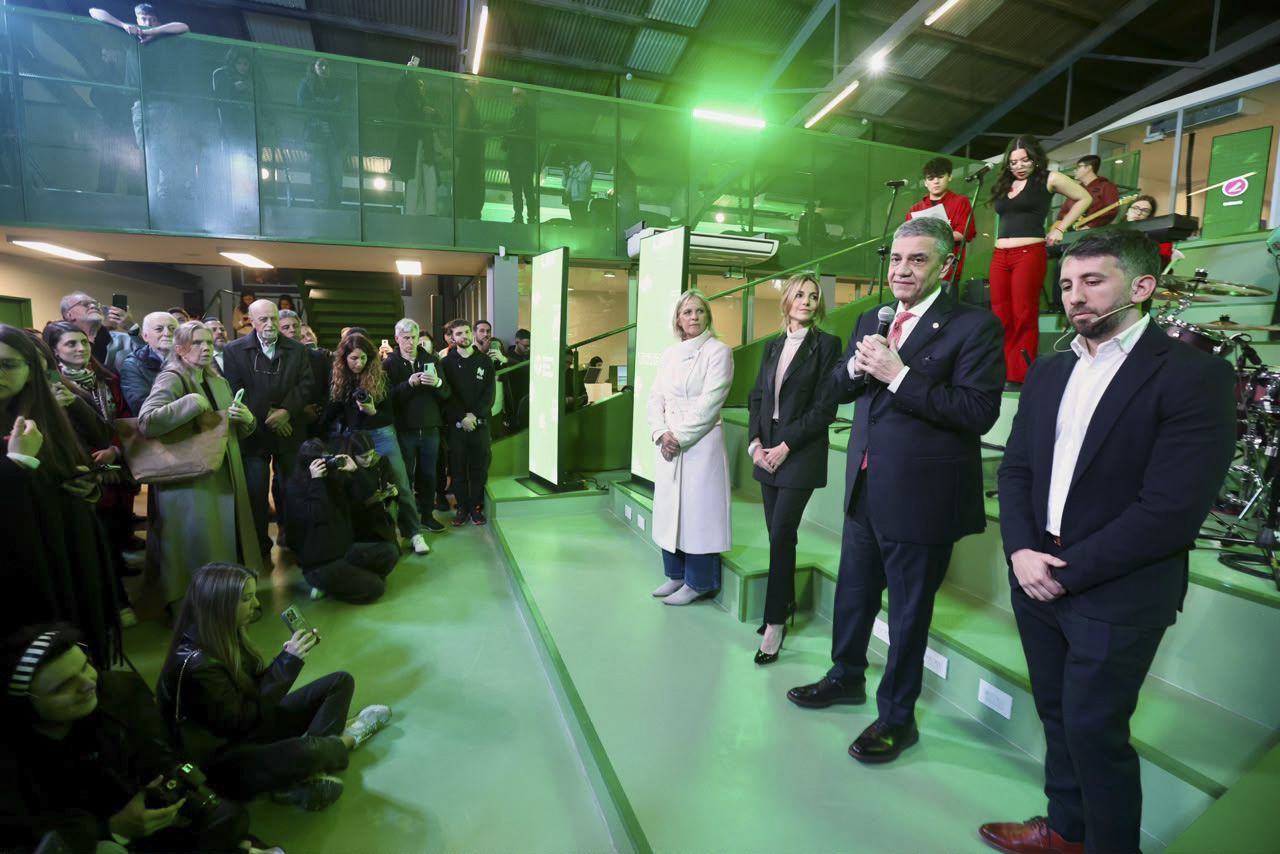 El Jefe de Gobierno, Jorge Macri, en la nueva sede de TUMO en Chacarita. Foto: GCBA.
