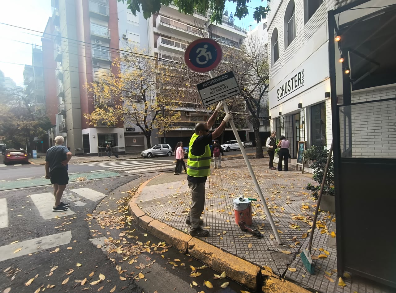 La Ciudad levantó cerca de 500 estacionamientos truchos para personas con 