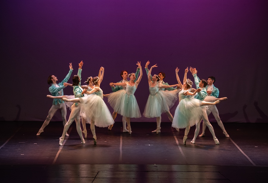 Danza de los encuentros