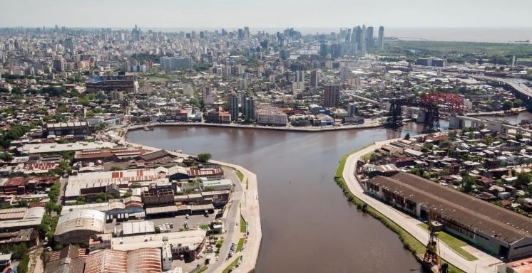 IMAGEN VUELTA DE ROCHA