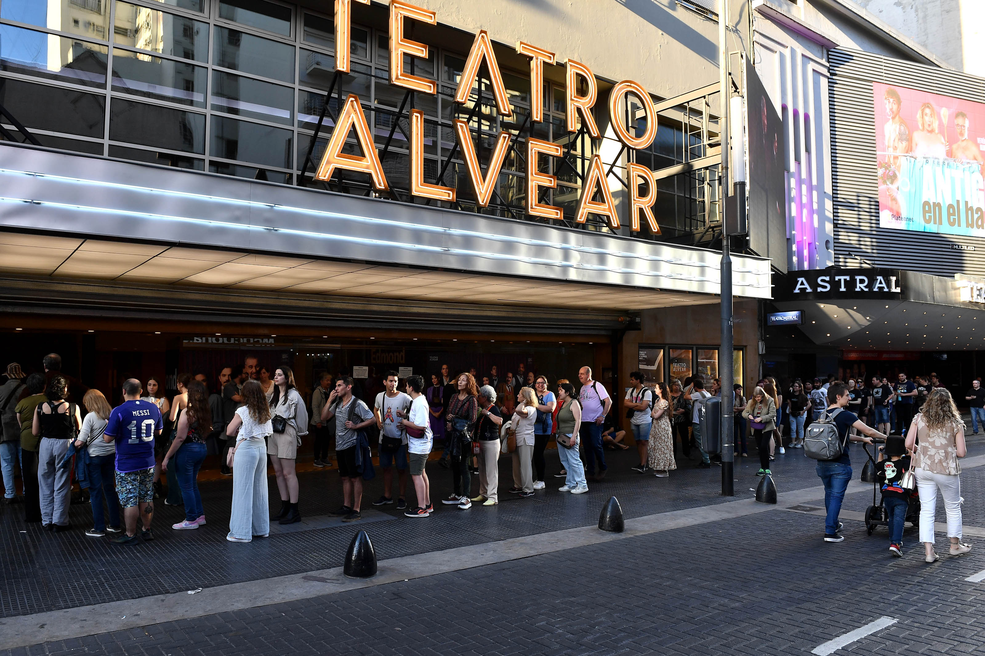 Noche de los teatros