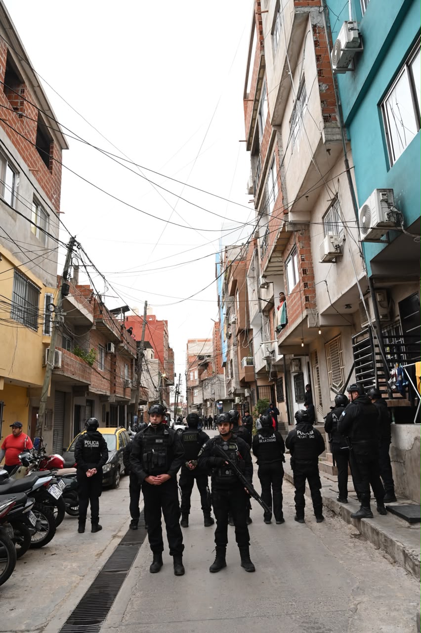 Operativo de seguridad en La Carbonilla.