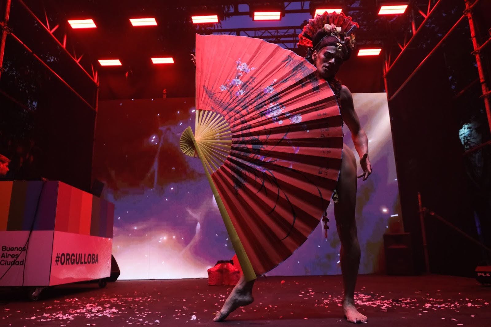 Presentación en Festival del Orgullo 