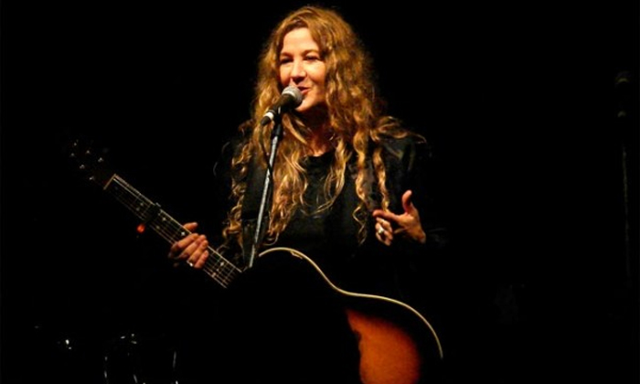 Claudia Puyo: show acústico en AM1110