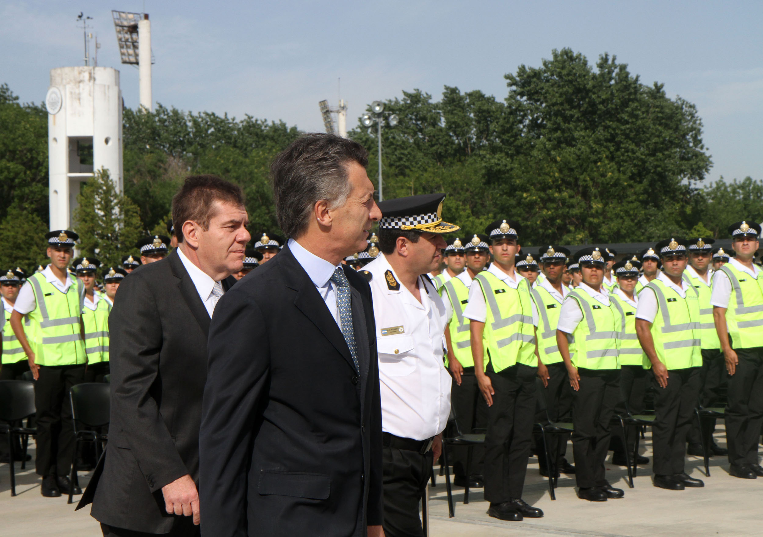 Macri encabezó la ceremonia de egreso de los cadetes y oficiales
