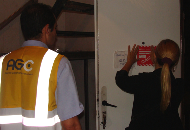 Clausuran un prostíbulo que antes funcionaba como iglesia evangélica