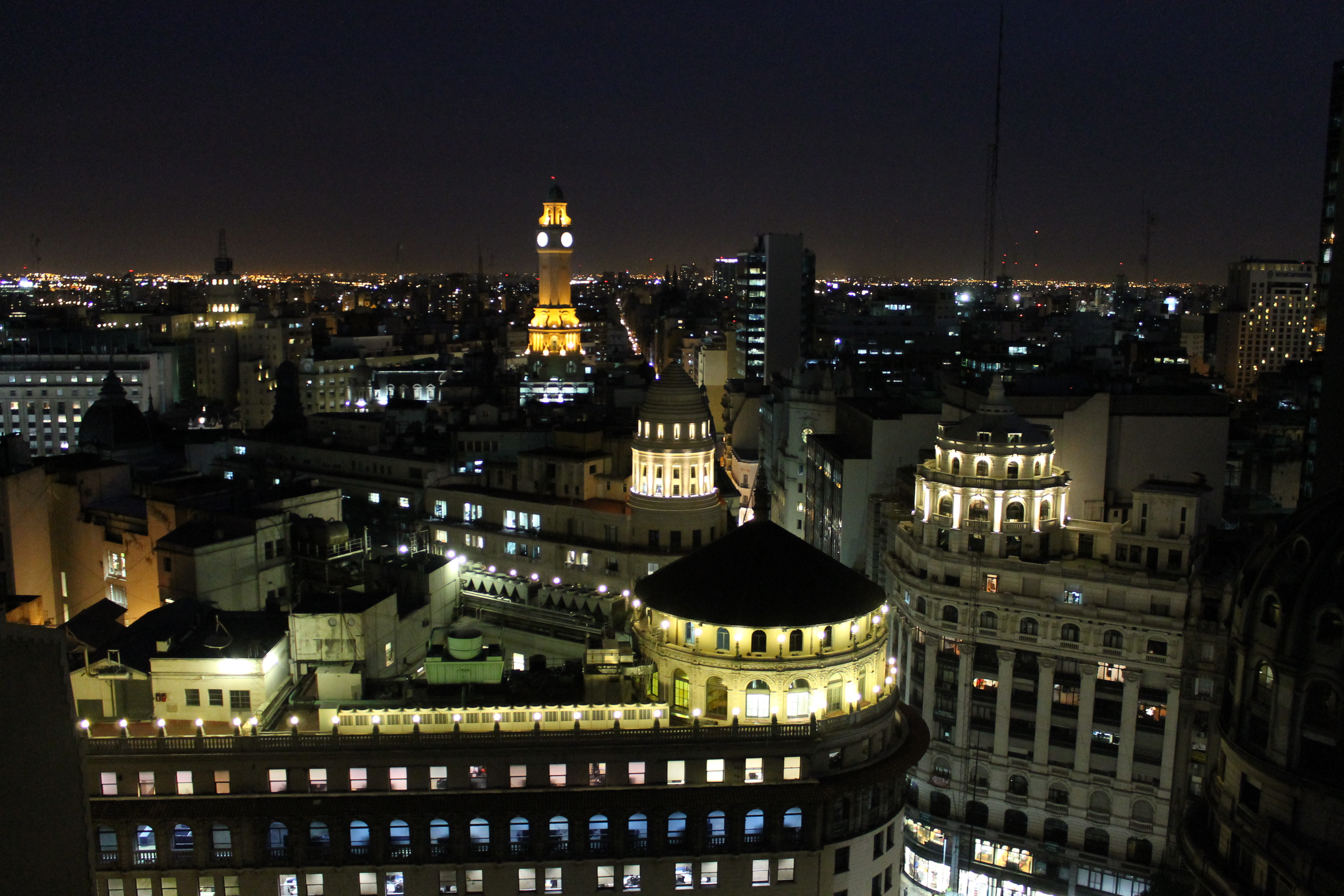 Diagonal Norte se ilumina en su centenario