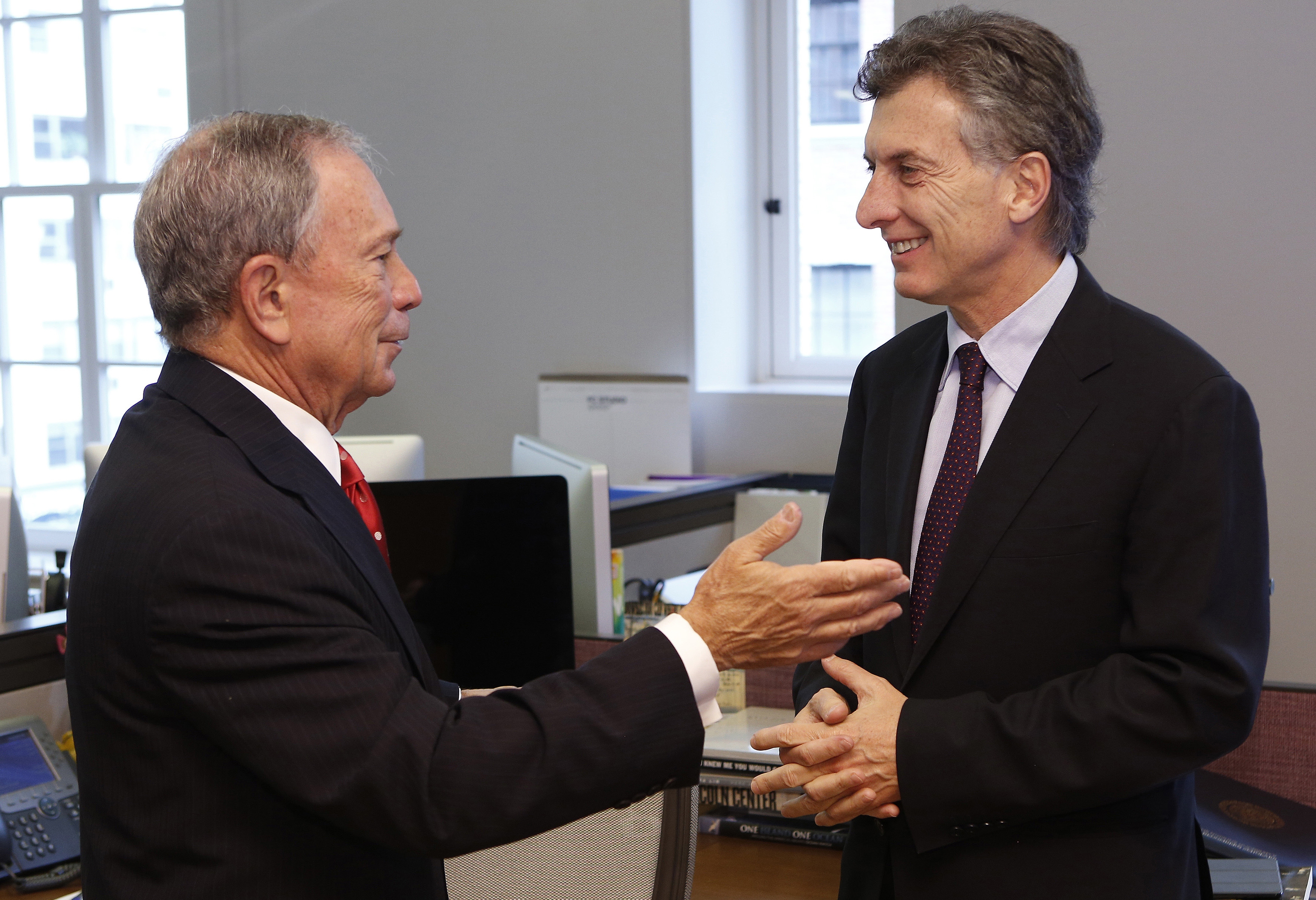 Macri con Bloomberg: compromiso para gestionar créditos contra inundaciones