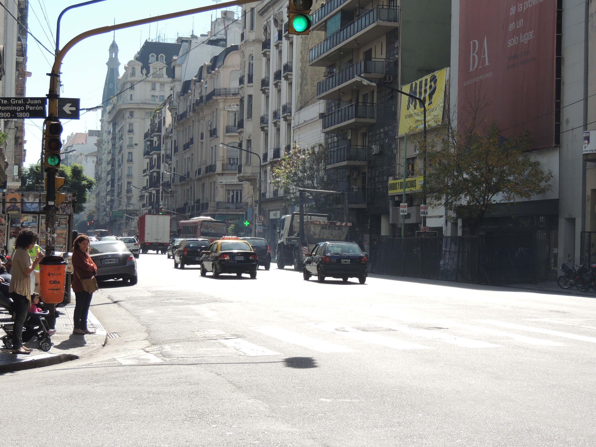 Historias de mi Comuna: Del Camino de las Tunas a la Avenida Callao 