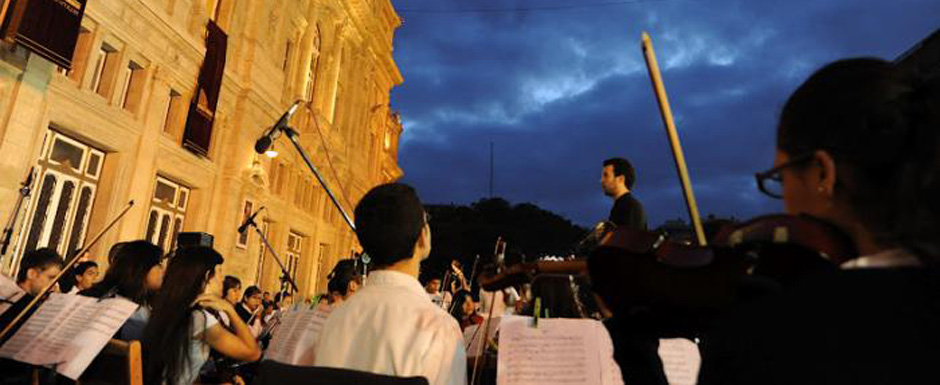 La Orquesta Estudiantil de Buenos Aires en Concierto             