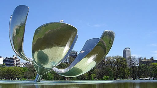 Historias de mi Comuna: Floralis Genérica