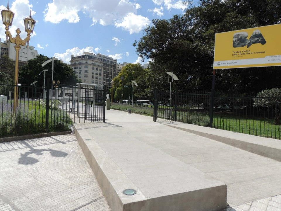 Una renovada Plaza Lavalle