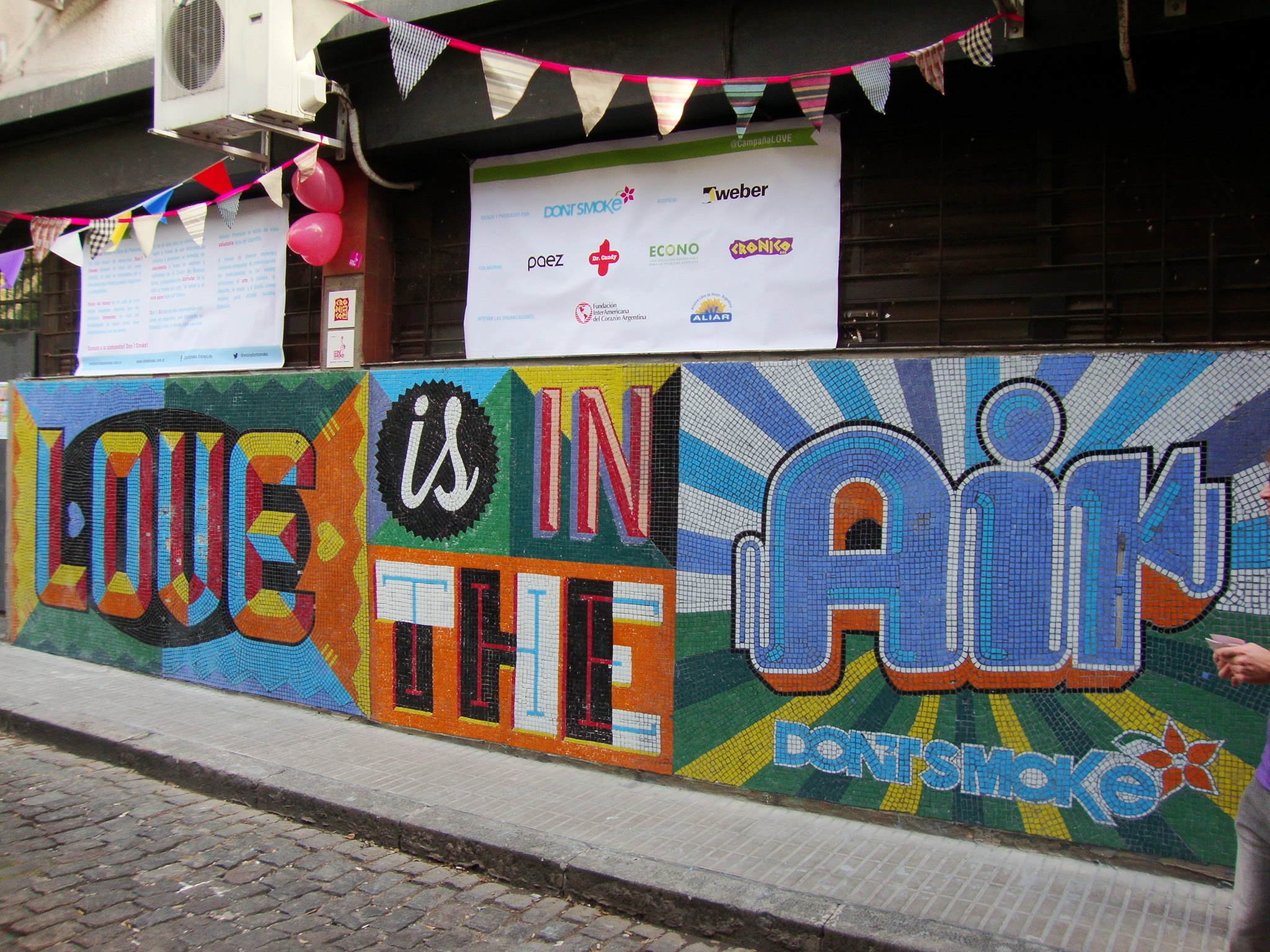 Inauguración de un mural en Palermo