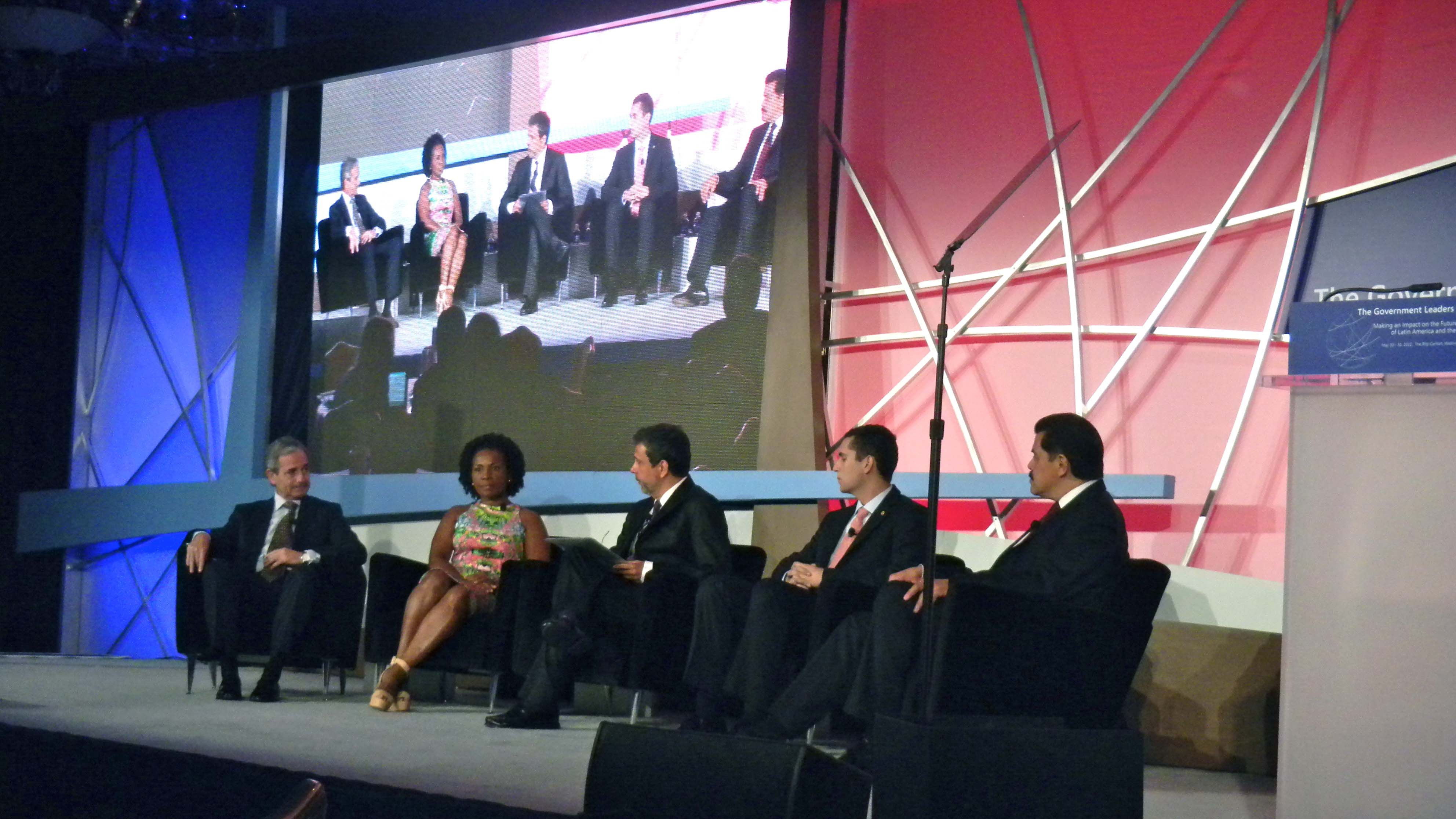 Andrés Ibarra asistió al Foro de Líderes Gubernamentales en Washington