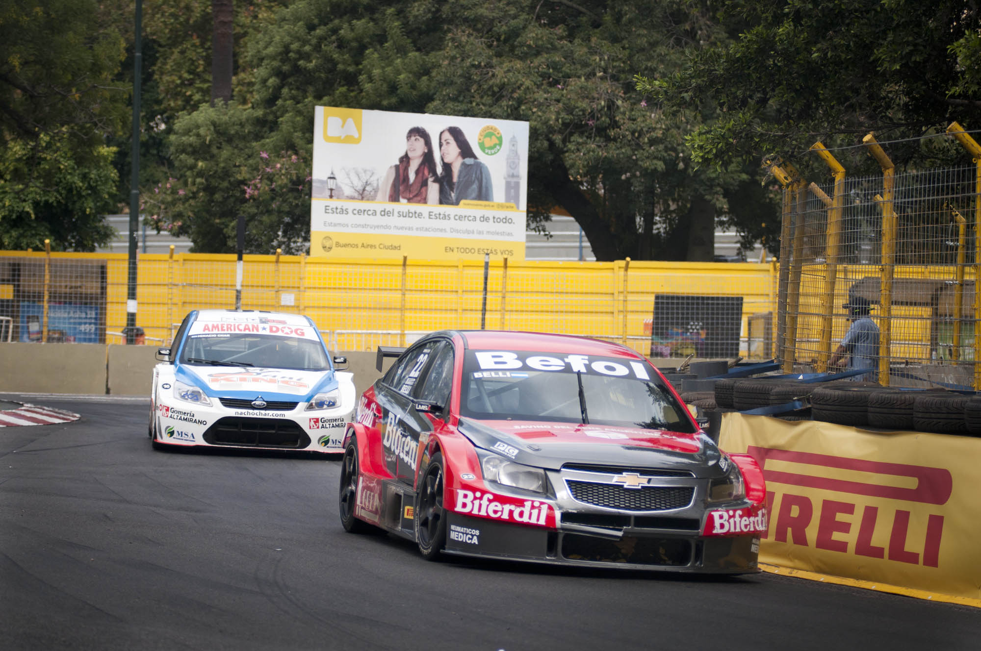Un fin de semana a pura velocidad, shows en vivo y entretenimiento en el sur de la Ciudad