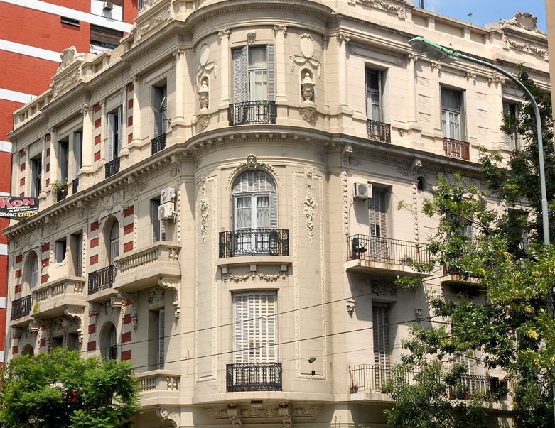 Más del 10% de los edificios no presentó el certificado de conservación de fachadas.