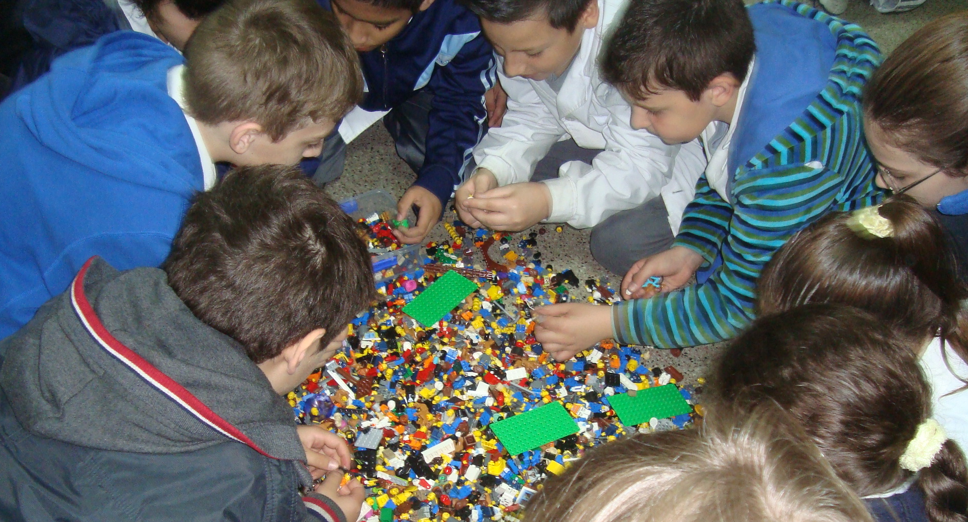 Construcción con legos de la "Ciudad Ideal”