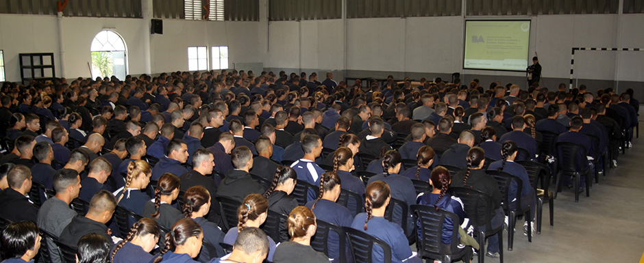 Curso de Gestión Ambiental para cadetes de la Metropolitana