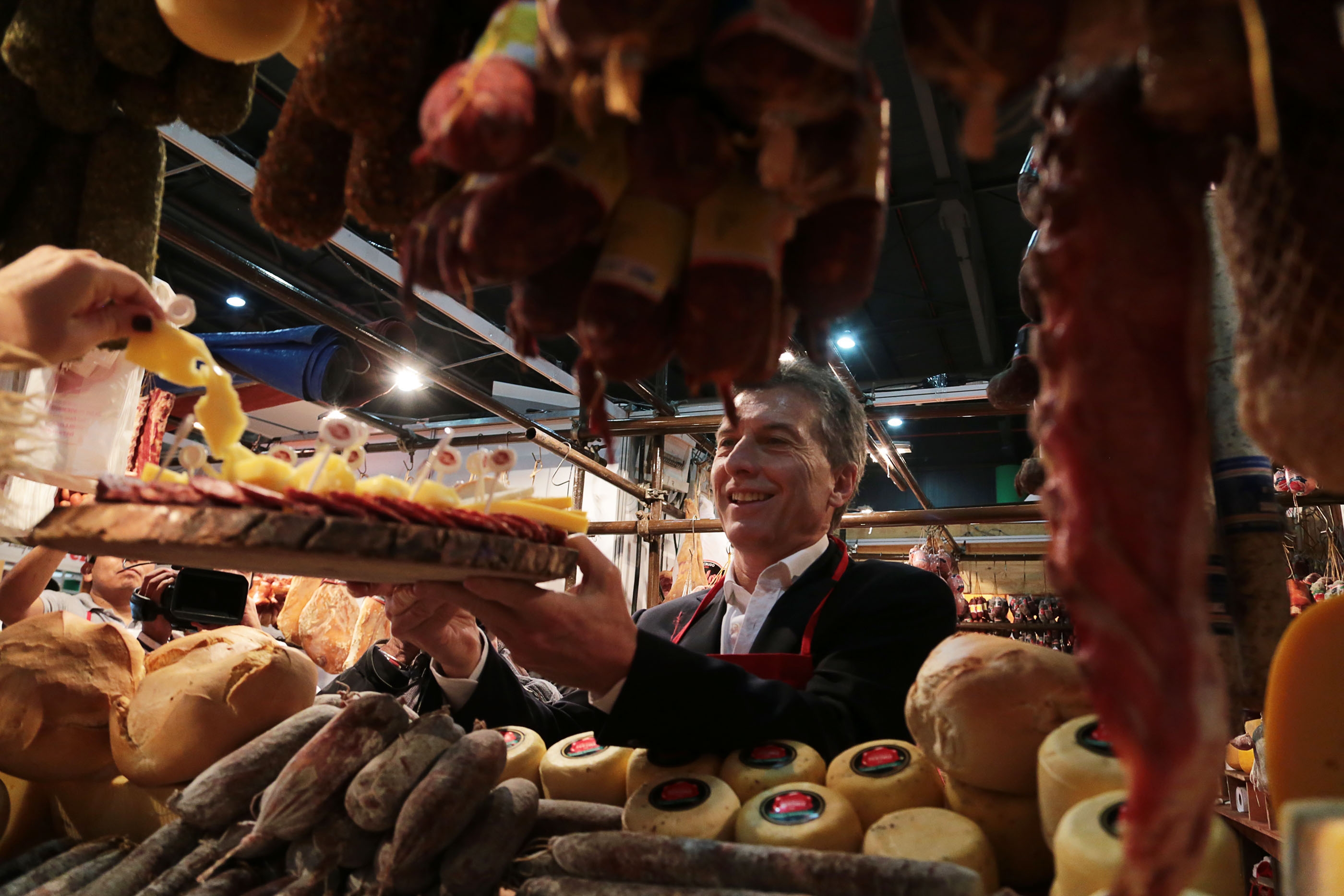 Macri visitó la feria Caminos y Sabores y reivindicó las economías regionales   