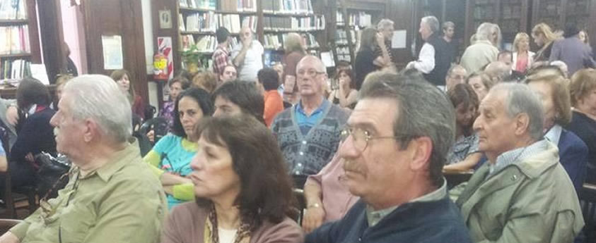 Primer certámen de cuento y poesía en la Comuna 11