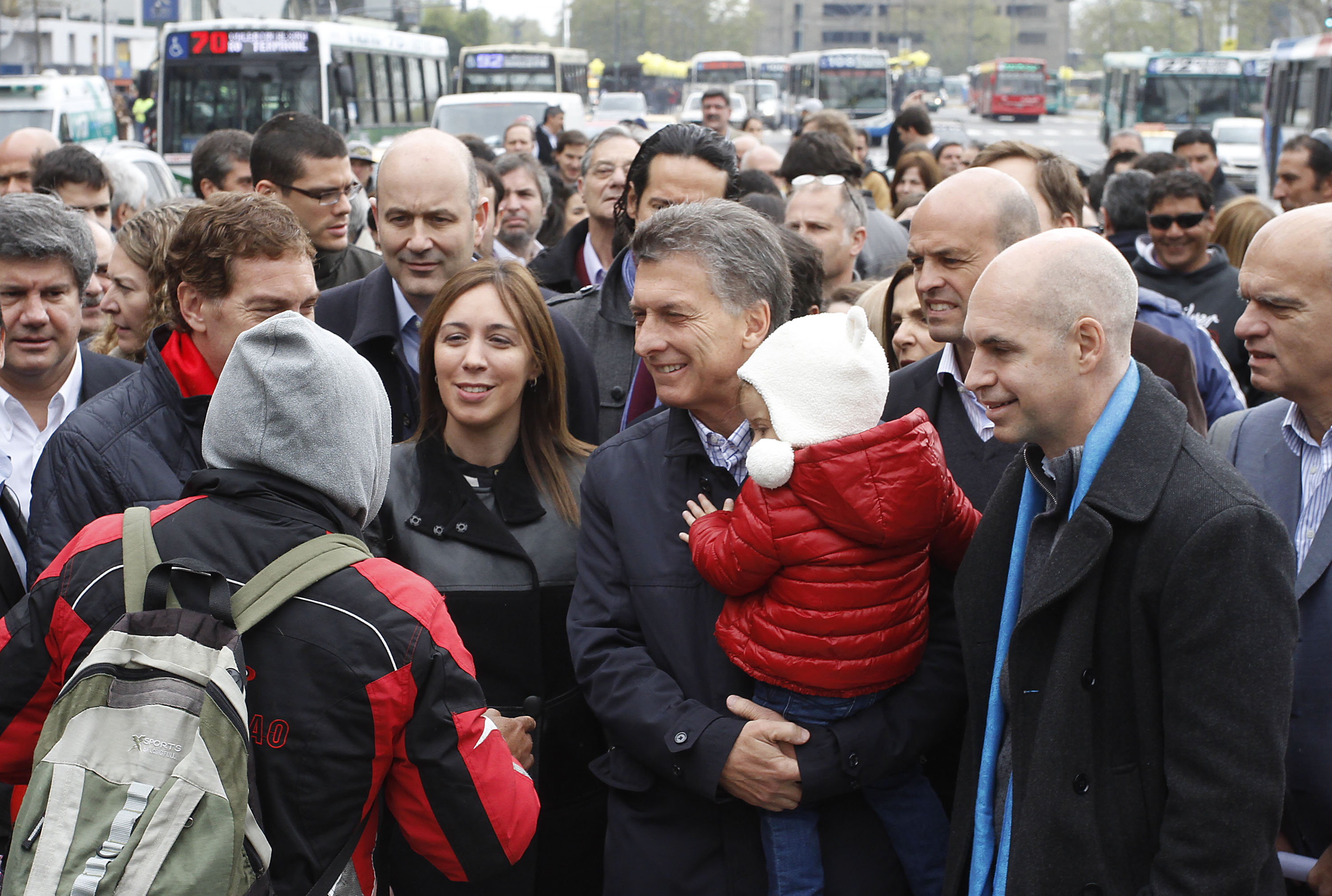 Mauricio Macri y María Eugenia Vidal presentaron el nuevo centro de trasbordo de Retiro