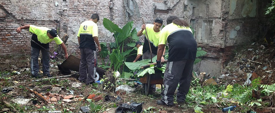 La Ciudad continúa con los operativos de limpieza de baldíos