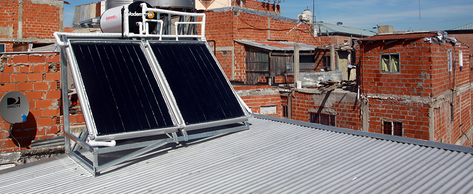 Nuevos colectores solares en Bajo Flores