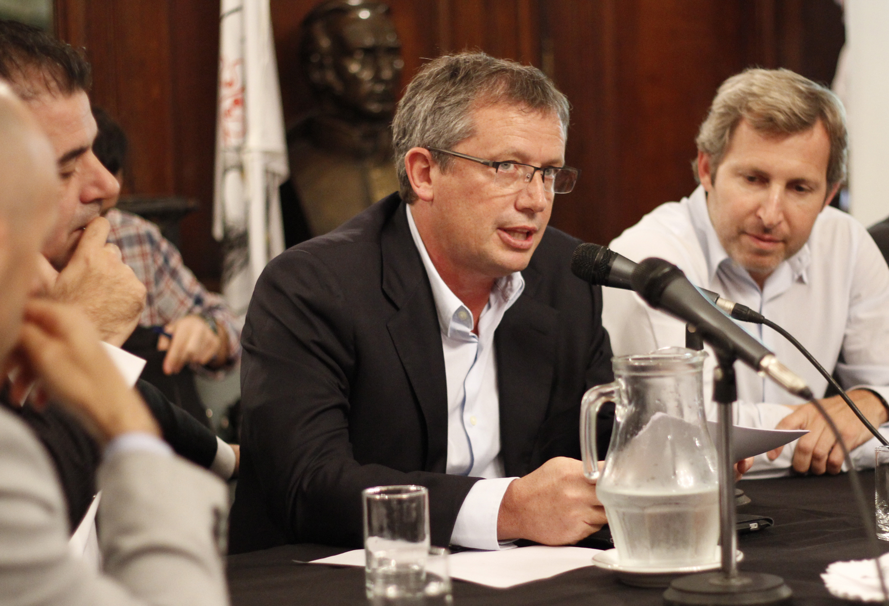 El ministro Monzó presentó el presupuesto 2014 con eje en el federalismo