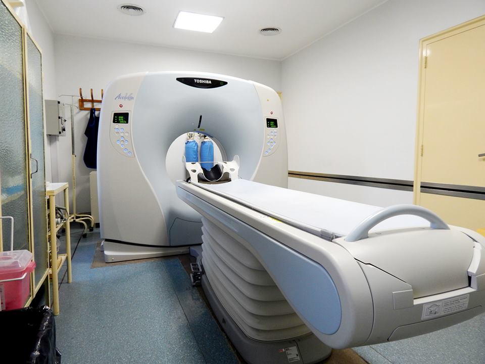 El hospital Udaondo sumó un nuevo tomógrafo