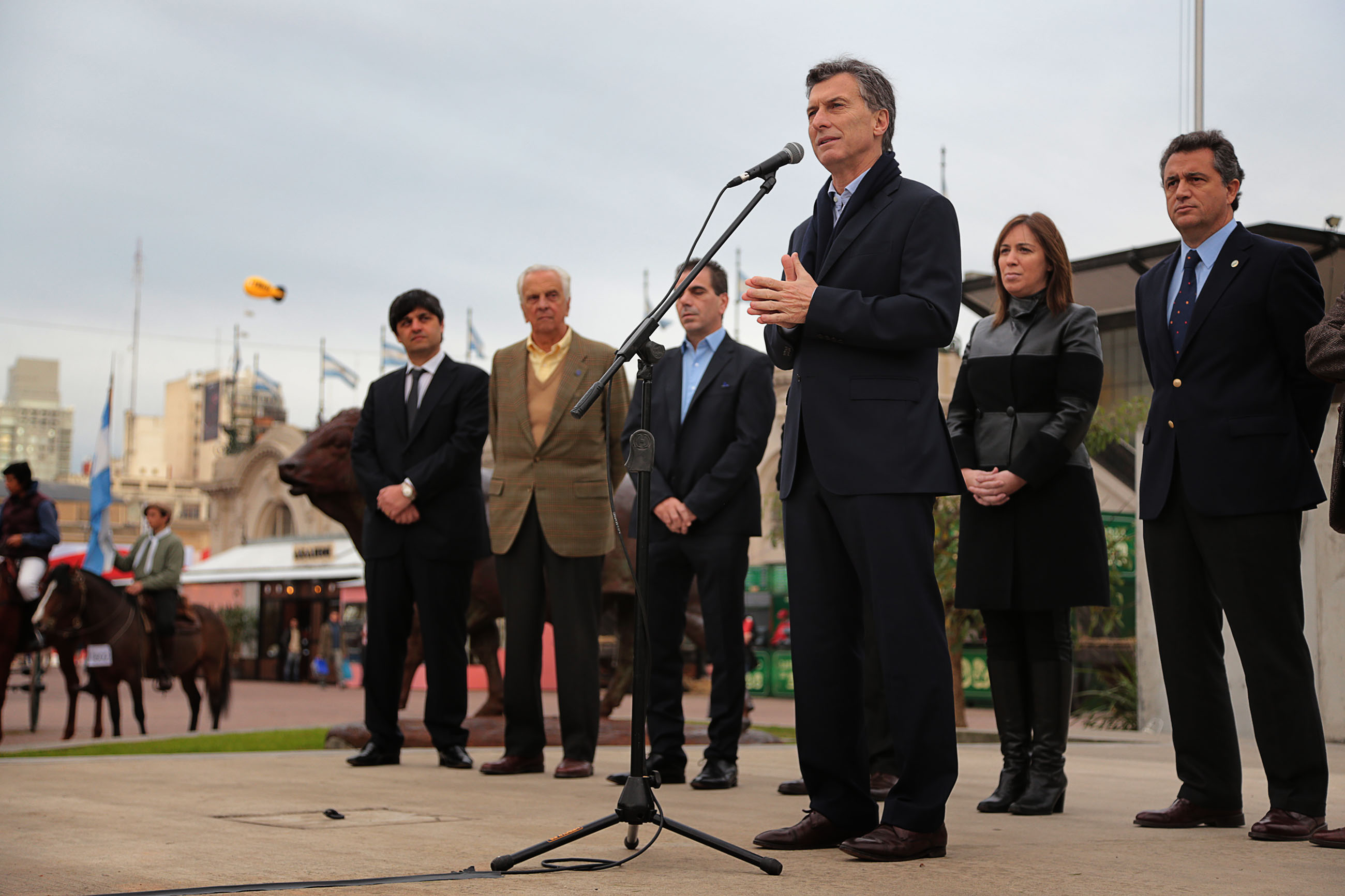 Macri encabezó el acto de apertura de la 128° Exposición Rural