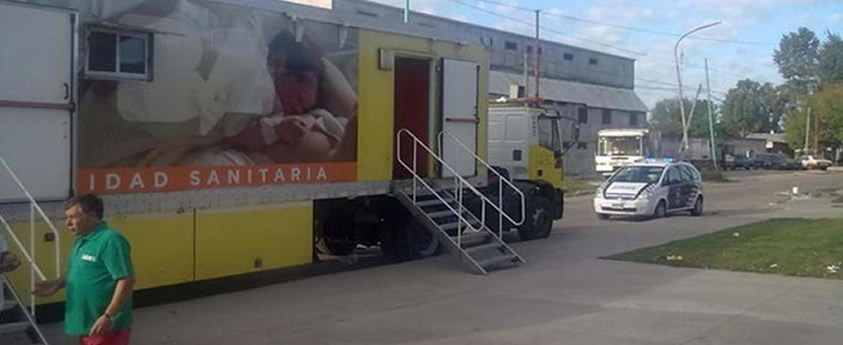 Campaña de vacunación en la Comuna 8