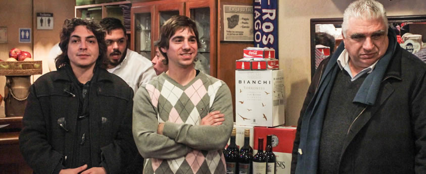 Reunión de vecinos por la puesta en valor de la Plaza Pte. Roque Sáenz Peña 