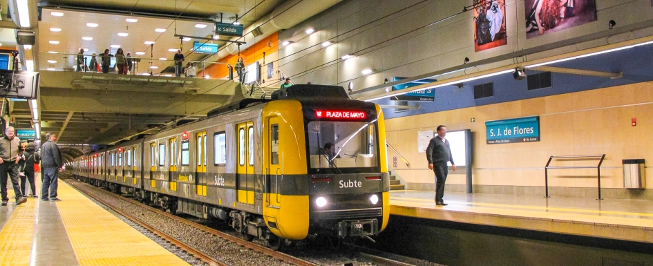 En un año aumentó 30% el número de pasajeros que viaja en la Línea A