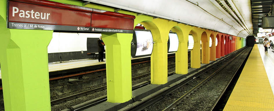 Dedicaremos la estación Pasteur a las víctimas del atentado a la AMIA