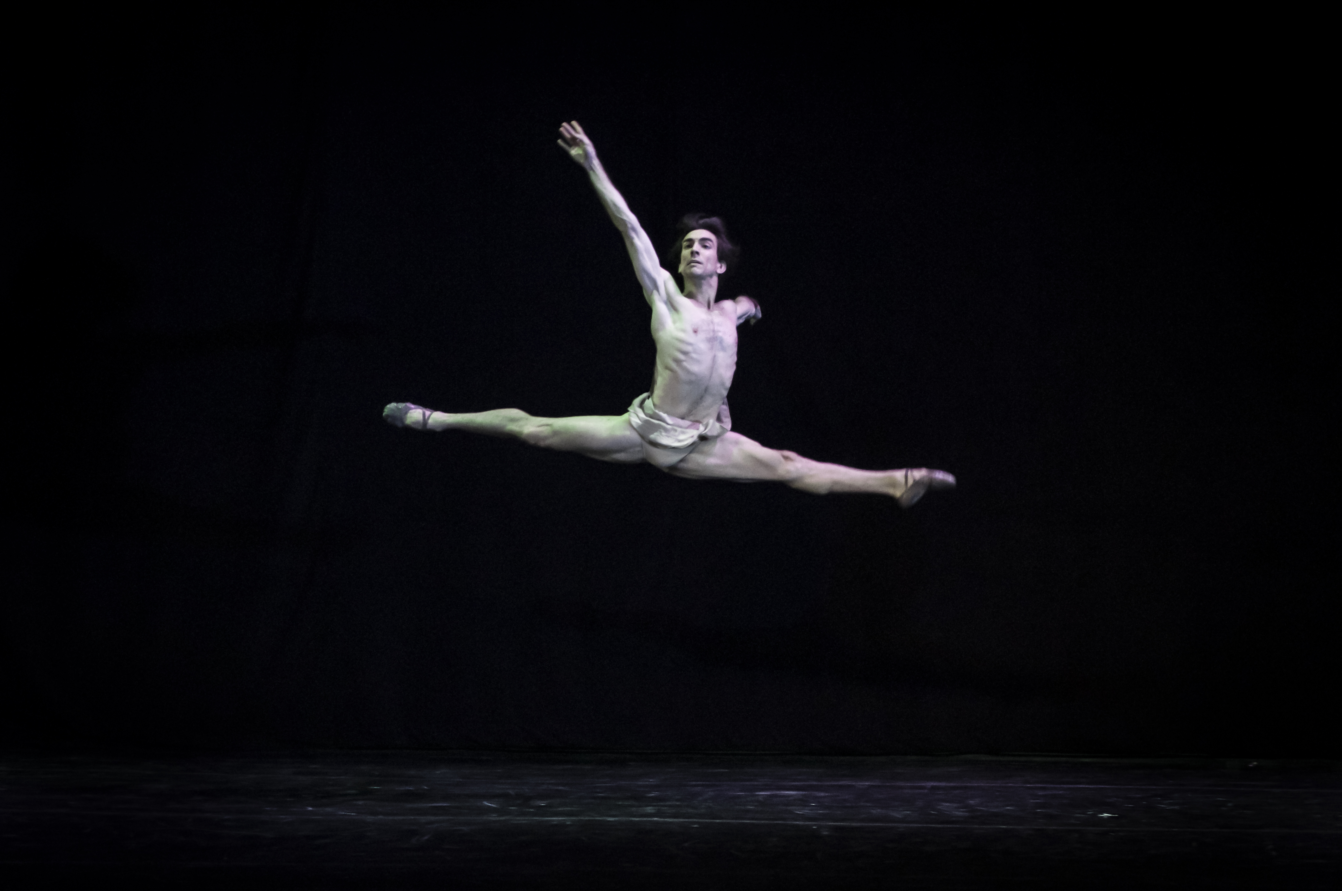 Juan Pablo Ledo presenta su espectáculo de tango en el Metropolitan Citi