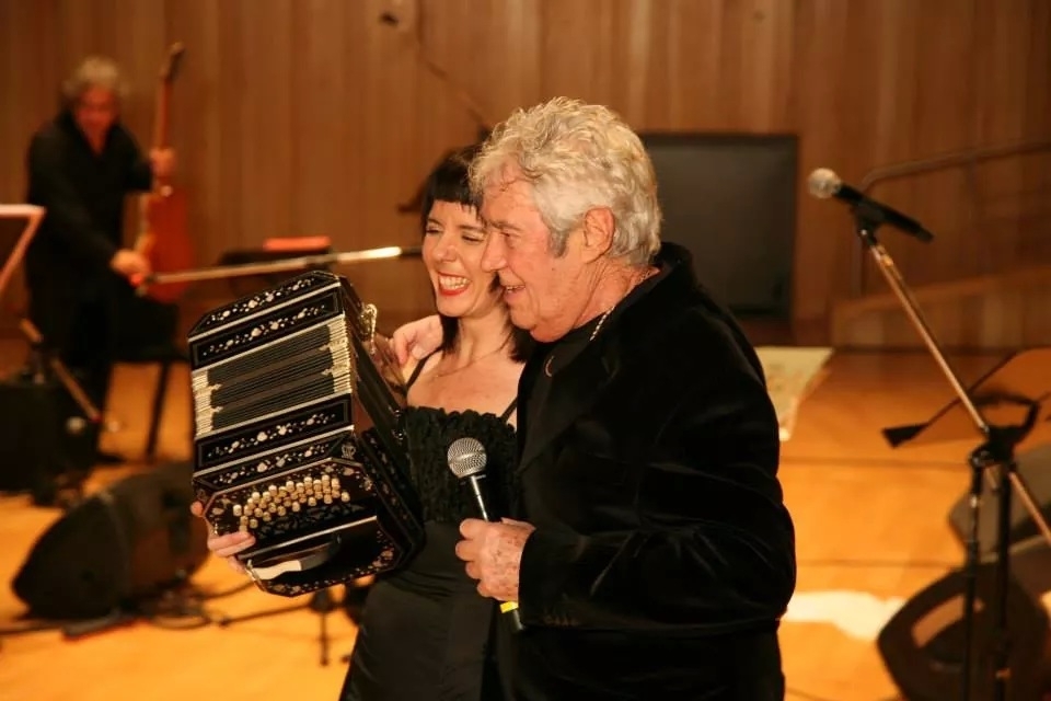 Chico Novarro y Carla Algeri presentan su disco en la Usina del Arte