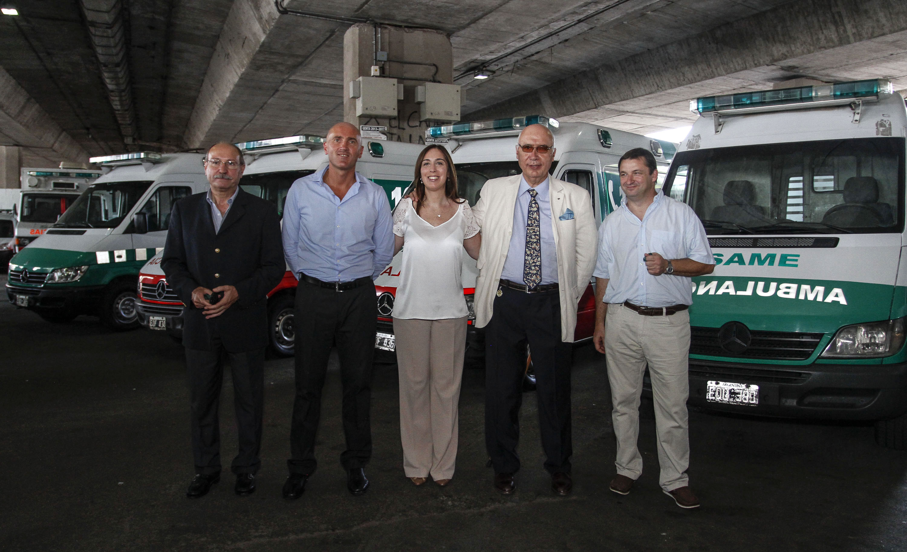 La Ciudad entregó ambulancias a municipios de la Provincia de Buenos Aires