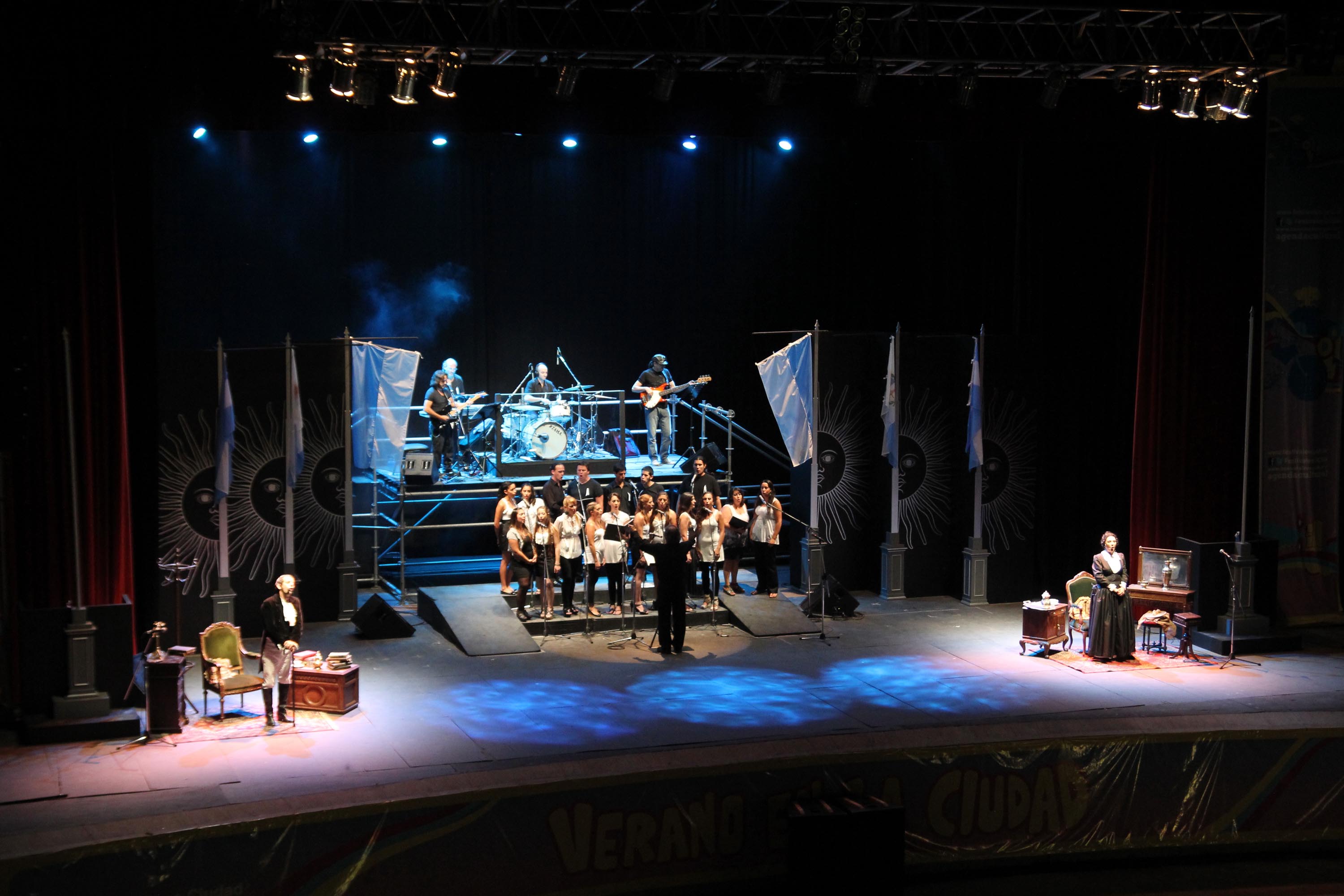 El miércoles comienza el teatro en las plazas con "Patriotas" en Villa del Parque