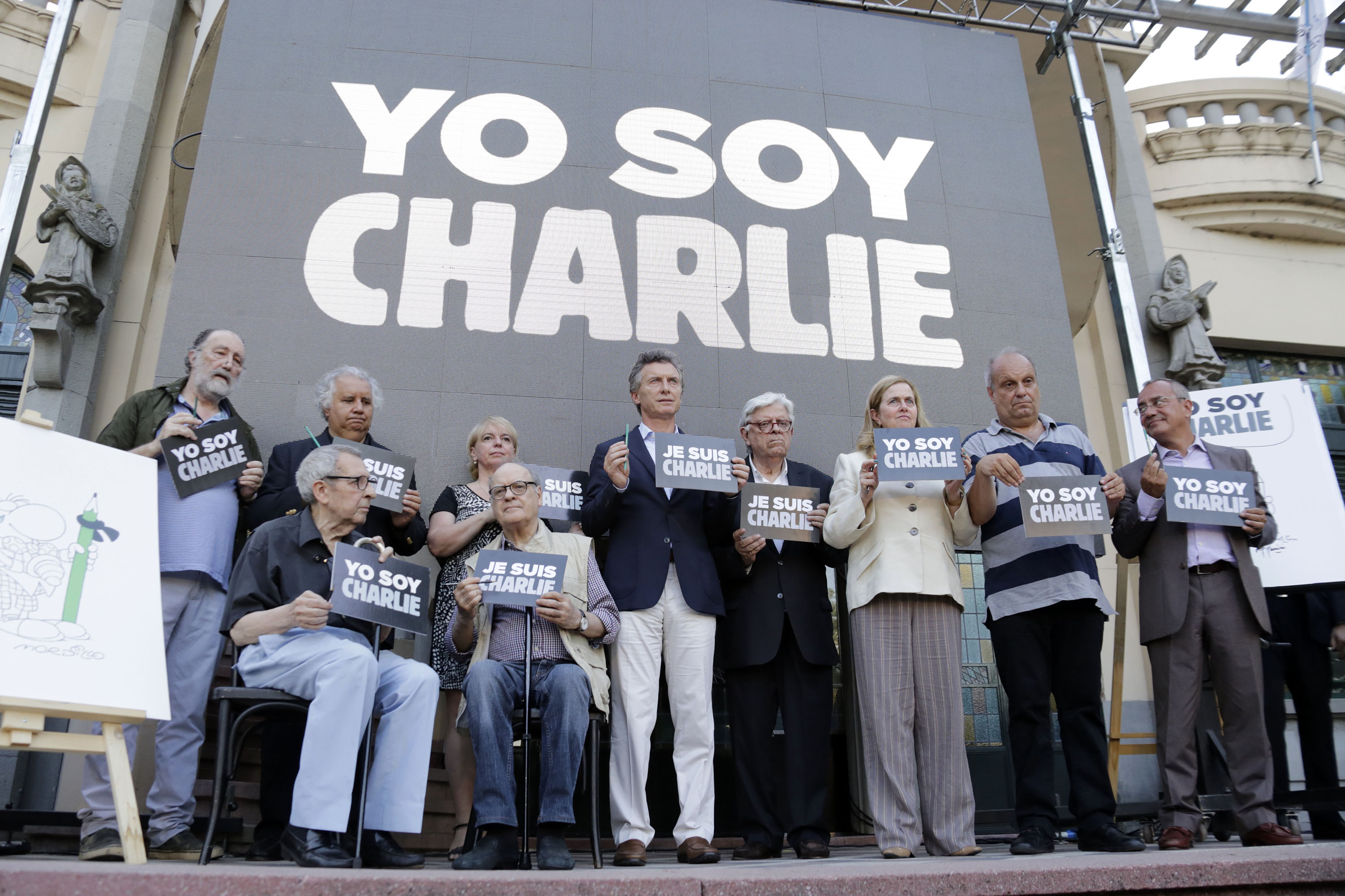 La cultura y el humor se reunieron bajo la consigna "Yo soy Charlie"