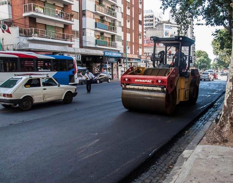 Obras de bacheo y pavimentación