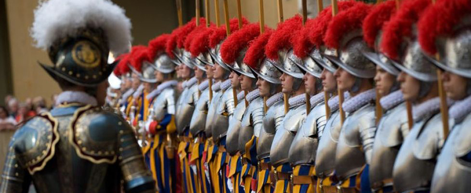 Francisco nombró a un nuevo Comandante General de la Guardia Suiza Pontificia