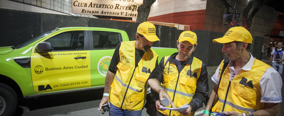 Durante el recital de Romeo Santos, APrA realizó controles de ruido y vibraciones en River y sus alrededores